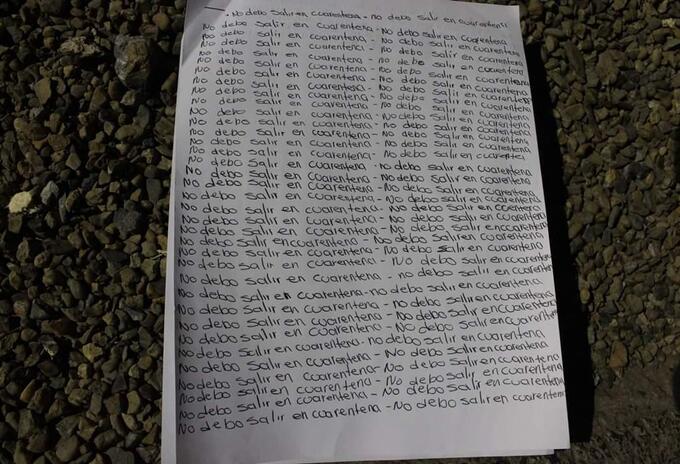 Los infractores deberán repetir la plana mil veces