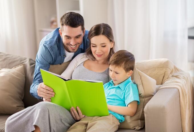 Familia en casa