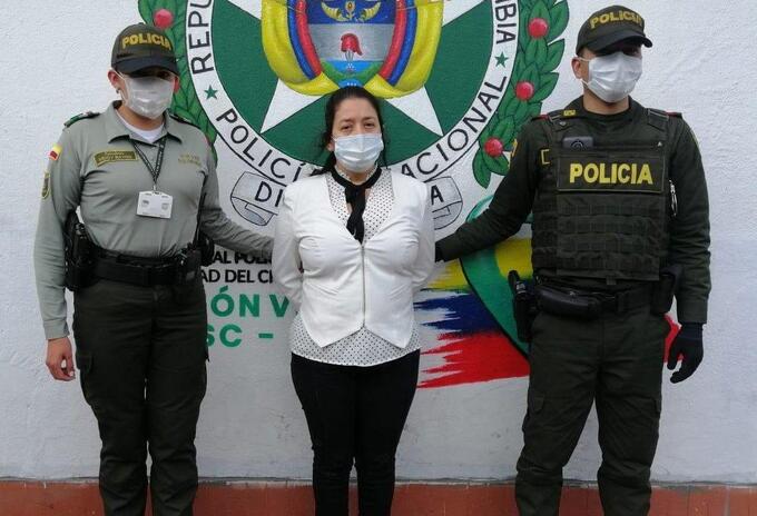 Mujer capturada por violar norma de aislamiento