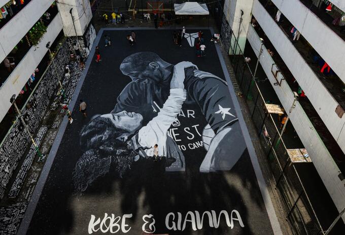 Homenaje a Kobe Bryant y su hija
