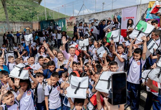 Bolsos de vallas políticas en Pereira