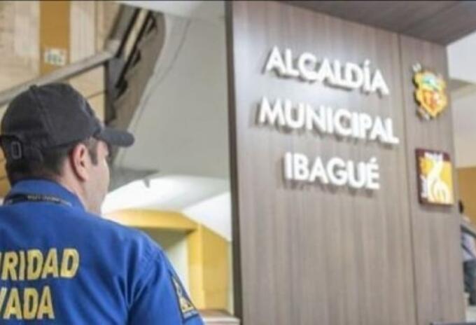 Guardias de seguridad piden estar en primer grupo en ...