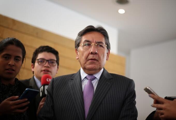 NÉSTOR HUMBERTO MARTÍNEZ NÉSTOR HUMBERTO MARTÍNEZ