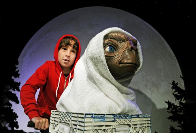 E.T. E.T.