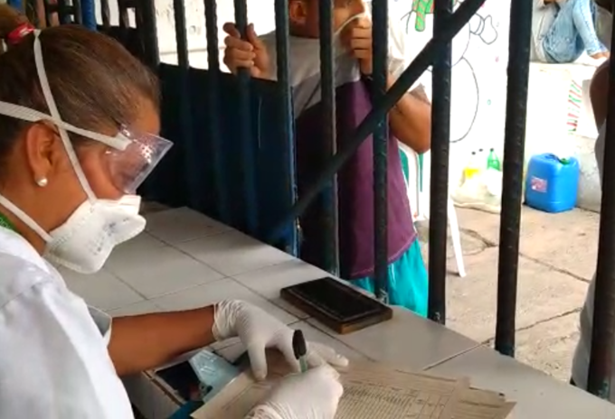 Instituto Nacional de Salud toma muestras masivas de COVID-19 en cárcel de Villavicencio