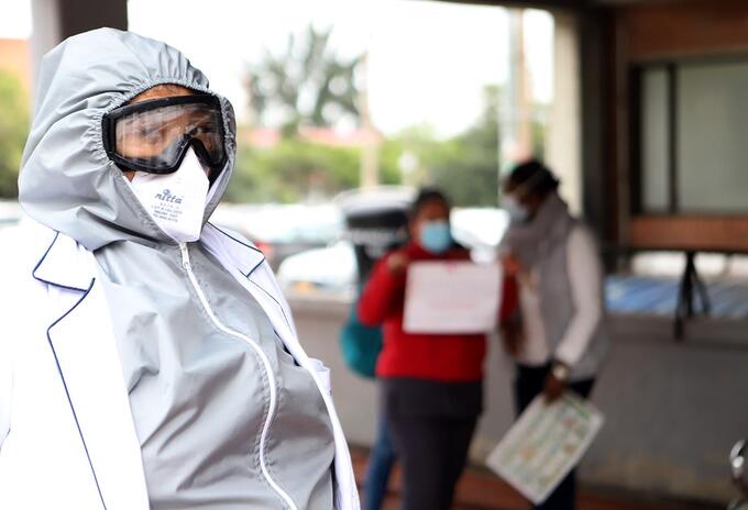 Médicos - enfermeros - trabajadores de la salud