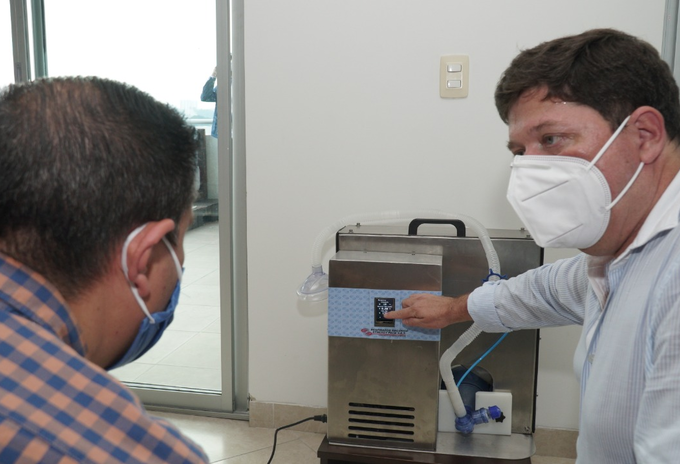 Respirador mecánico para pacientes Covid