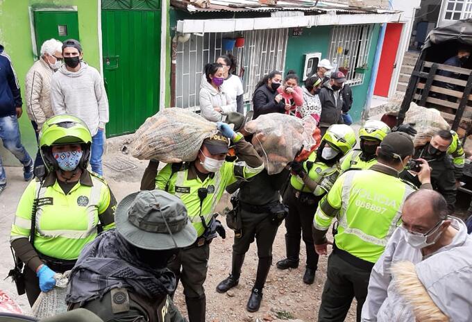 Entrega de mercados en Bogotá