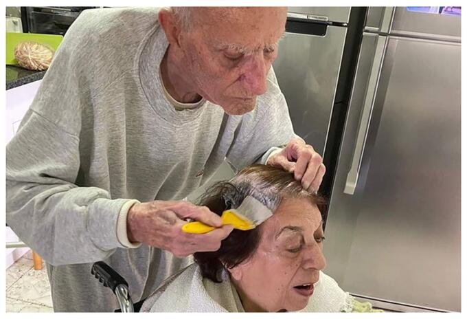 Abuelos en cuarentena en Israel
