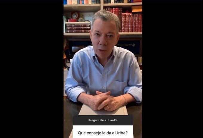 El consejo que Juan Manuel Santos le daría a Álvaro Uribe
