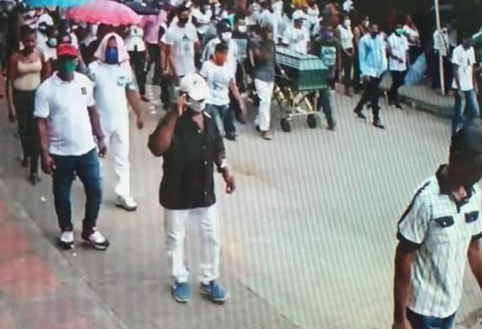 En Córdoba siguen violando la cuarentena.