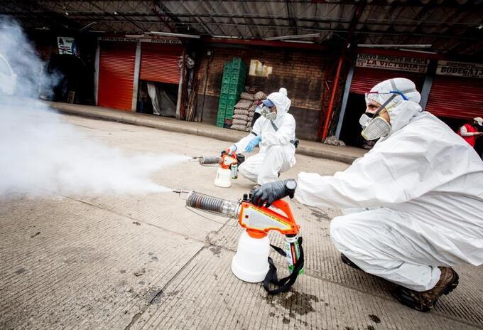Desinfección de Corabastos, en Bogotá, por coronavirus.
