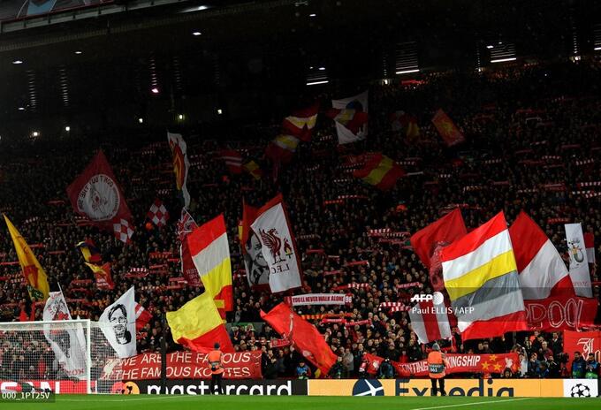 Hinchas en Anfield el 11 de marzo de 2020 Hinchas en Anfield el 11 de marzo de 2020
