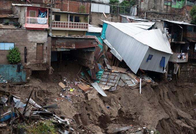 Tormenta tropical Amanda en El Salvador