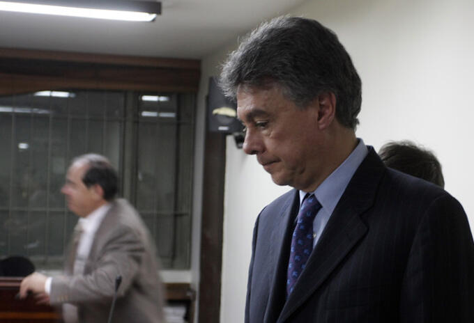 CARLOS ALBORNOZ