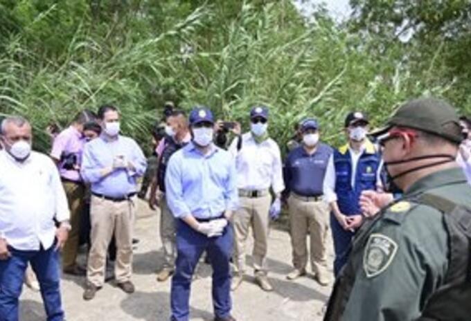 Comisión del Gobierno recorriendo la zona de frontera colombo-venezolana