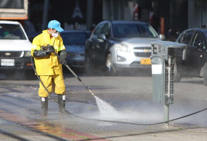 Desinfección en Chapinero / Alerta naranja en Bogotá por coronavirus
