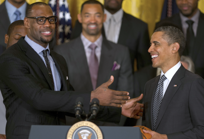 Lebron James junto a Barack Obama
