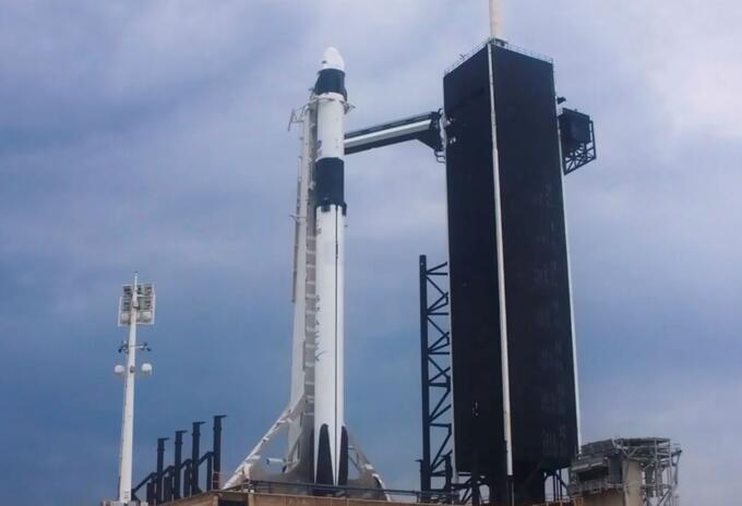 SPACE X