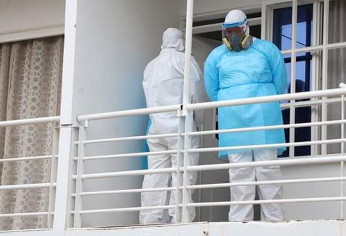 Autoridades visitaron a 10 integrantes de una familia contagiados