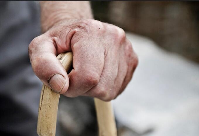 Anciano / Abuelo