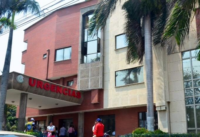 Uno de los médicos estaba en la UCI de la Clínica del Norte.