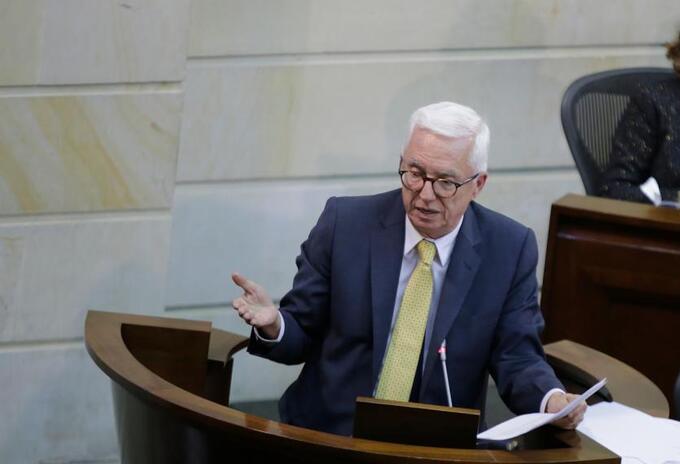 La oposición pide que Arturo Char no llegue a la presidencia del Senado