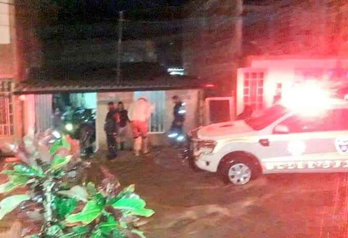 Las lluvias ocasionaron inundaciones en barrios y vías del municipio.
