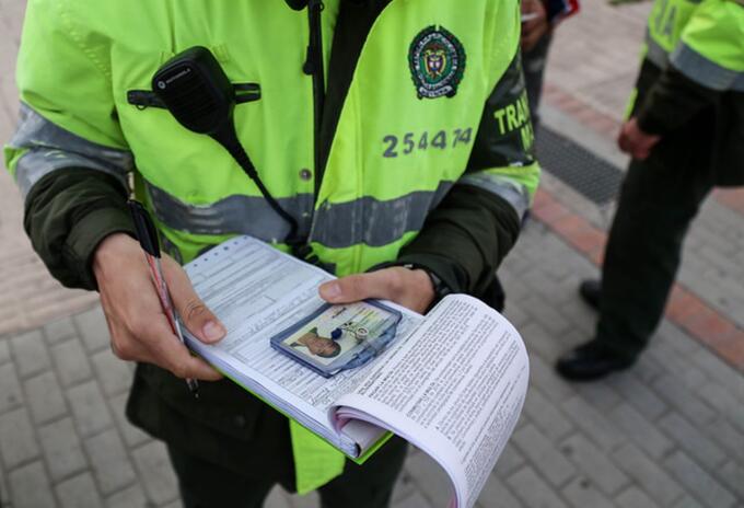 Policía referencia