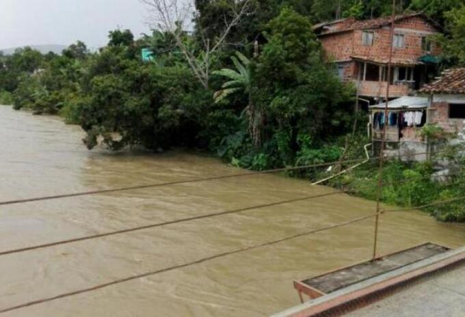 En Necoclí, donde 40 casas quedaron destechadas, adelantan estudios geológicos.