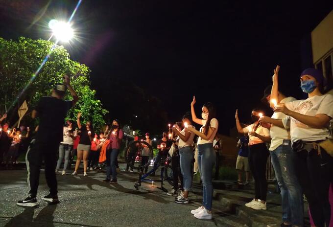 Velatón en el Parque El Oso de Pereira