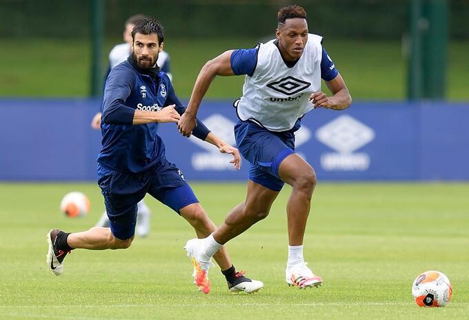 Yerri Mina Everton- regreso entrenamientos