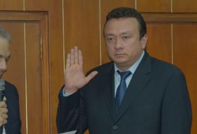 El senador Eduardo Pulgar. El senador Eduardo Pulgar.
