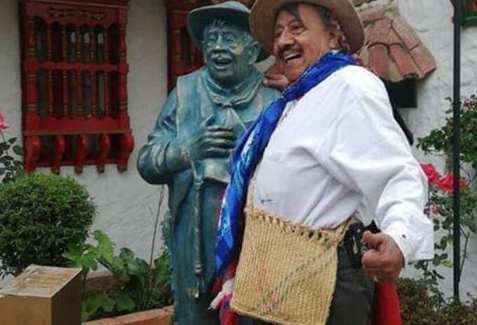 El 'Indio Rómulo', poeta costumbrista colombiano.