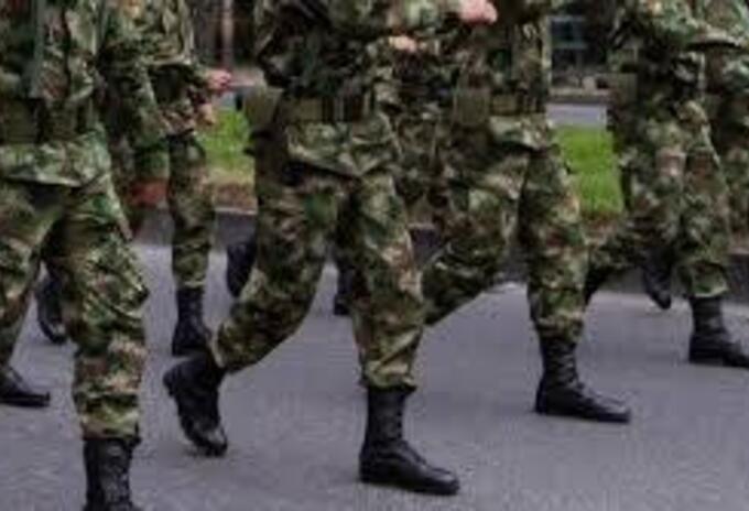 Militares