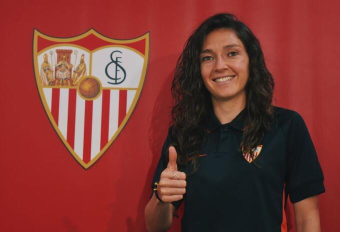Natalia Gaitán- Sevilla España