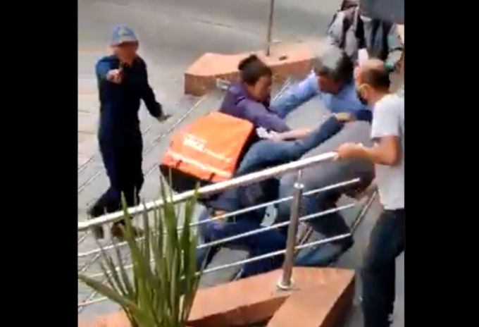 Pelea Rappi