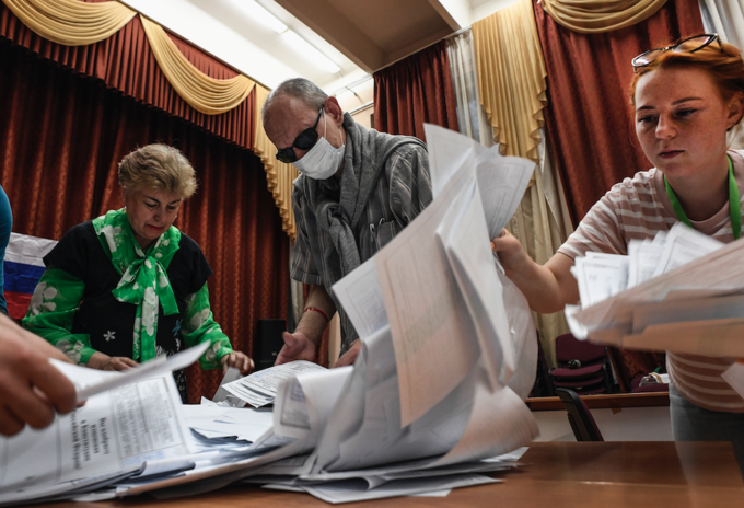 Votación del plebiscito en Rusia