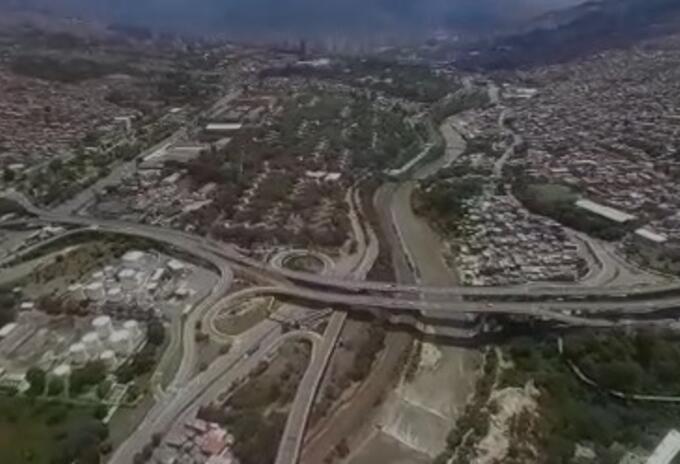 Así se ve Medellín desde el aire durante la cuarentena.