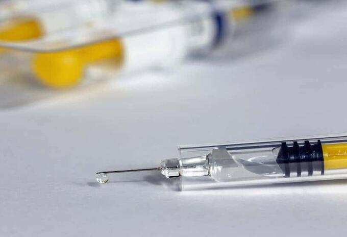 Estudian vacuna contra coronavirus