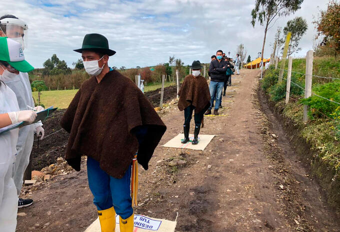 Entrega de ayudas a campesinos en Boyacá