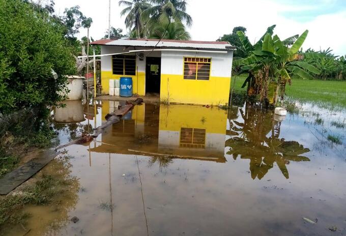 Las inundaciones son ocasionadas por el río Sinú.