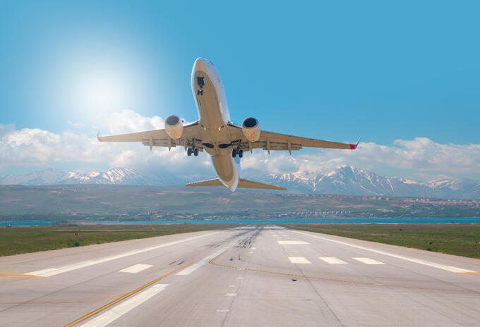 Otro vuelo internacional comercial en época de cuarentena saldrá desde Bogotá
