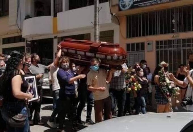 En medio del dolor los Samaieguenses defienden el buen nombre de sus muertos.