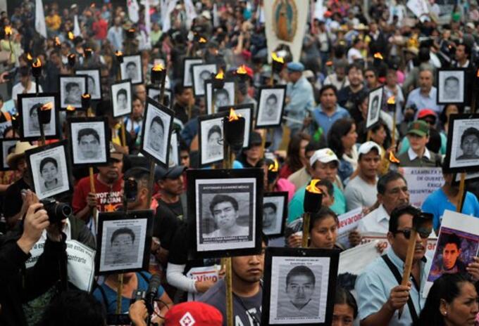 Estudiantes desaparecidos en México