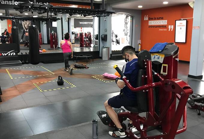 Reabrieron gimnasios de Bogotá