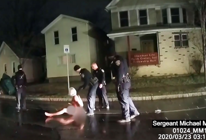 Policía en Nueva York asfixian a un afroamericano
