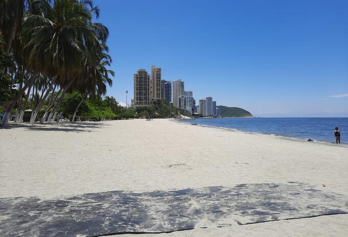Las autoridades ultiman detalles para la reapertura de las playas