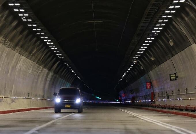 TÚNEL DE LA LÍNEA TÚNEL DE LA LÍNEA