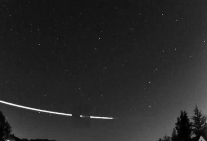 Meteorito rebotó en la atmósfera de la Tierra y regresó al espacio